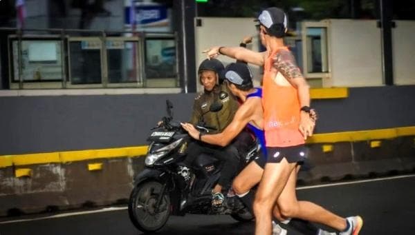 Jambret CFD Jakarta Berhasil Dibekuk, Sahroni Minta Polisi Tingkatkan Patroli! Jambret CFD Jakarta Berhasil Dibekuk, Sahroni Minta Polisi Tingkatkan Patroli!