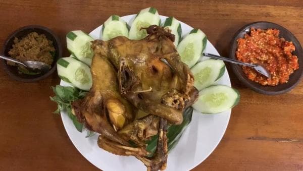 Mencicipi Kelezatan Ayam Blondo Khas Ponorogo, Disini Tempatnya Mencicipi Kelezatan Ayam Blondo Khas Ponorogo, Disini Tempatnya