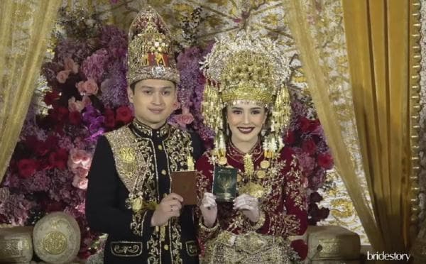 Selamat! Beby Tsabina Resmi Menikah dengan Rizki Natakusumah Selamat! Beby Tsabina Resmi Menikah dengan Rizki Natakusumah