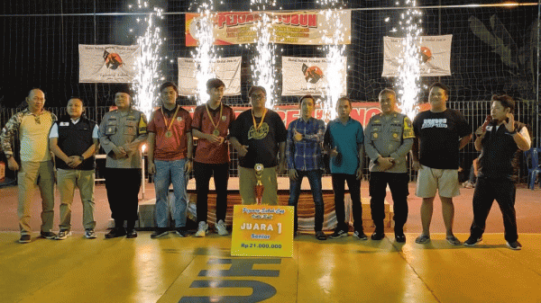 Kreatif! Begini Cara Komunitas 'Pejuang Subuh' Ajak Warga Ramaikan Salat Subuh Berjamaah Kreatif! Begini Cara Komunitas 'Pejuang Subuh' Ajak Warga Ramaikan Salat Subuh Berjamaah