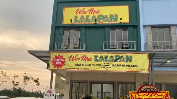WarMak Lalapan Kental Rasa Masakan Sunda, Gratis Tambah Nasi, Lalapan dan Sambal Sepuasnya WarMak Lalapan Kental Rasa Masakan Sunda, Gratis Tambah Nasi, Lalapan dan Sambal Sepuasnya