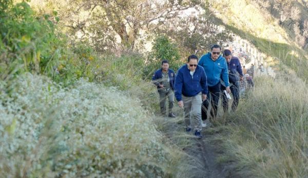 Menyusuri Keindahan Negeri di Atas Awan, Puncak B29 Lumajang Jadi Pesona yang Tak Terlupakan Menyusuri Keindahan Negeri di Atas Awan, Puncak B29 Lumajang Jadi Pesona yang Tak Terlupakan