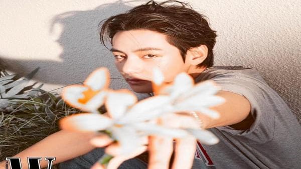 Posting Foto Makanan Pro Israel, Artis Korea V BTS Kehilangan 100 Ribu Pengikut di Instagram Posting Foto Makanan Pro Israel, Artis Korea V BTS Kehilangan 100 Ribu Pengikut di Instagram