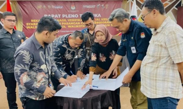 Akhmad Dimyati Maju Jalur Independen, Suara PDIP di Pilkada Kota Banjar 2024 Bisa Terbelah Akhmad Dimyati Maju Jalur Independen, Suara PDIP di Pilkada Kota Banjar 2024 Bisa Terbelah