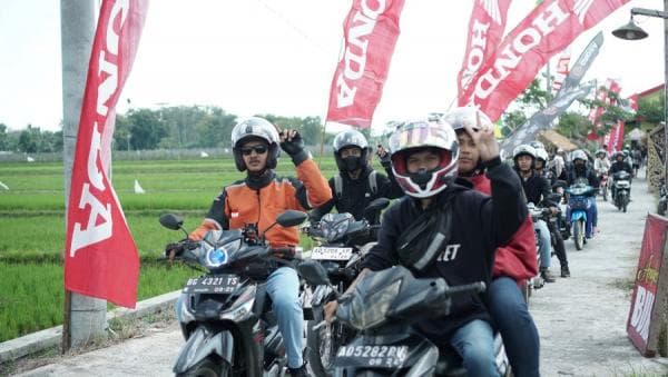 Honda Supra Masih Menggelora, 1.600 Pecinta Gelar Jambore 20 Tahun di Klaten Honda Supra Masih Menggelora, 1.600 Pecinta Gelar Jambore 20 Tahun di Klaten