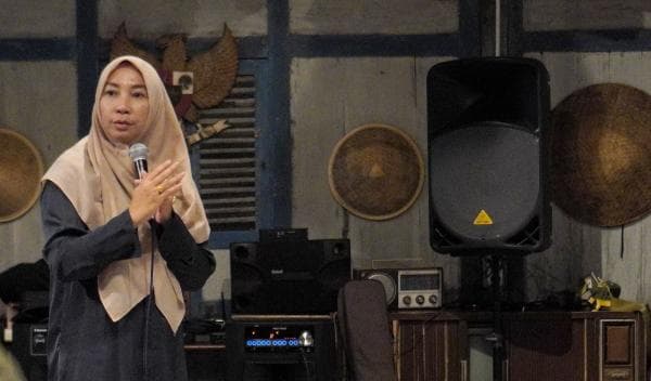 Mbak Dina Bacawalkot Semarang ini Janji Berdayakan Perempuan untuk Kesejahteraan Keluarga Mbak Dina Bacawalkot Semarang ini Janji Berdayakan Perempuan untuk Kesejahteraan Keluarga