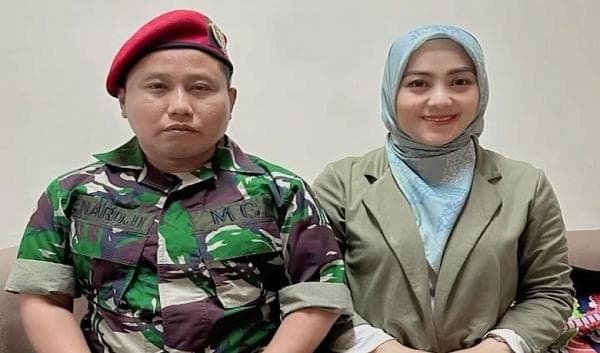 Viral Narji Mengenakan Seragam TNI, Wajahnya Bukan Menakutkan Malah Semakin Lucu Viral Narji Mengenakan Seragam TNI, Wajahnya Bukan Menakutkan Malah Semakin Lucu