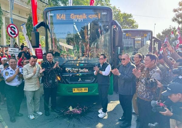 Siap-siap Naik Bus Trans Jatim Gratis di Semua Koridor, Ini Jadwalnya Siap-siap Naik Bus Trans Jatim Gratis di Semua Koridor, Ini Jadwalnya