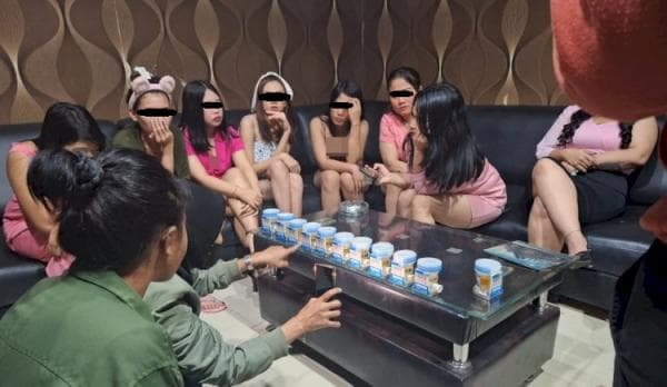 Polres Belu Razia Tempat Hiburan Malam di Atambua, Cegah Prostitusi hingga Miras Polres Belu Razia Tempat Hiburan Malam di Atambua, Cegah Prostitusi hingga Miras