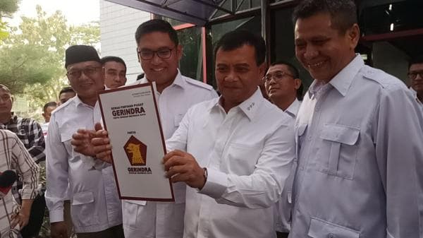 Bukan Kaesang, Gerindra Pilih Usung Ahmad Luthfi dan Gus Yasin di Pilgub Jateng 2024 Bukan Kaesang, Gerindra Pilih Usung Ahmad Luthfi dan Gus Yasin di Pilgub Jateng 2024