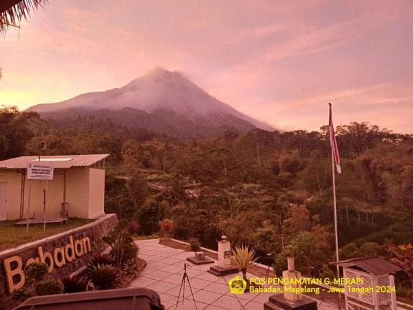 Gunung Merapi Siaga Level III, Guguran Lava Mencapai 1.700 Meter Gunung Merapi Siaga Level III, Guguran Lava Mencapai 1.700 Meter