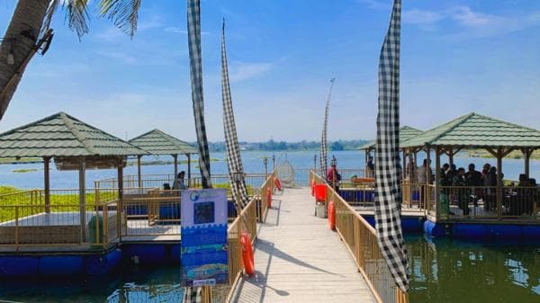 Cerita soal Danau Cinta yang Dulu Dikenal Kali Mati, Kini Jadi Wisata dan Ekosistem Berkelanjutan Cerita soal Danau Cinta yang Dulu Dikenal Kali Mati, Kini Jadi Wisata dan Ekosistem Berkelanjutan