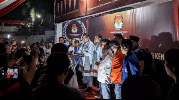 Bakal Calon Wali Kota dan Wakil Wali Kota Kendari , Abdul Rasak-Afdhal Resmi Mendaftar di KPU Bakal Calon Wali Kota dan Wakil Wali Kota Kendari , Abdul Rasak-Afdhal Resmi Mendaftar di KPU