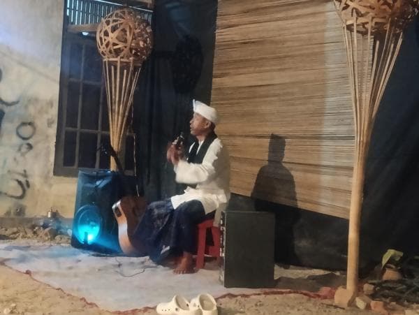 Ki Dalang Karno Buka Reang Riung #2 di Oemah Lawas, Berpesan Rawat Budaya Lokal Ki Dalang Karno Buka Reang Riung #2 di Oemah Lawas, Berpesan Rawat Budaya Lokal