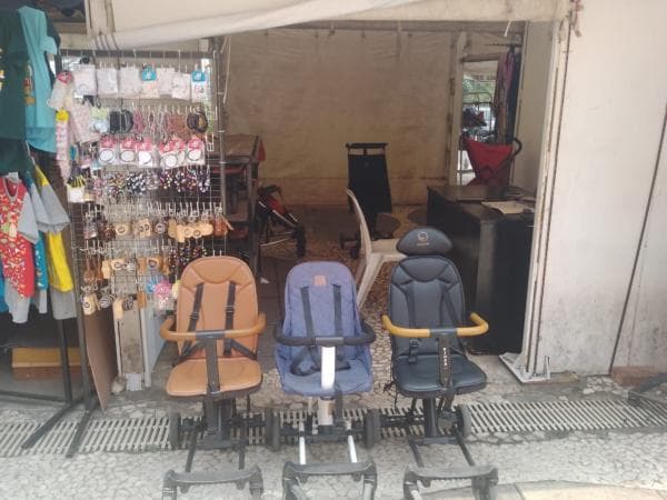 Persewaan Stroller Diburu Wisatawan Saat Berkunjung ke Jatim Park II Kota Batu Persewaan Stroller Diburu Wisatawan Saat Berkunjung ke Jatim Park II Kota Batu