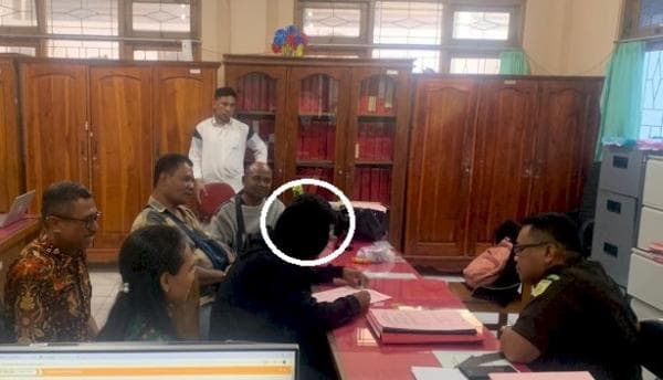 Pemuda Kupang Terancam Penjara Gegara Aniaya Mantan Pacar Hingga Babak Belur karena Cemburu Pemuda Kupang Terancam Penjara Gegara Aniaya Mantan Pacar Hingga Babak Belur karena Cemburu