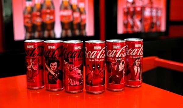 Kolaborasi Coca-Cola dan Marvel Hadirkan 18 Kemasan Edisi Terbatas Kolaborasi Coca-Cola dan Marvel Hadirkan 18 Kemasan Edisi Terbatas