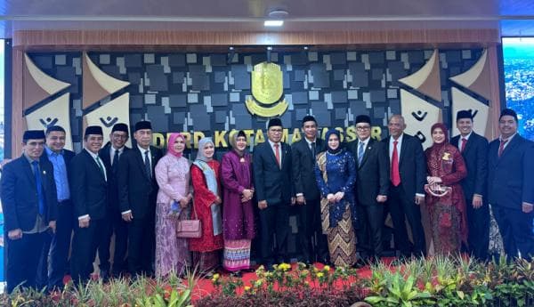 Anggota DPRD Makassar Terpilih Resmi Dilantik, Supratman Sebagai Ketua Sementara Anggota DPRD Makassar Terpilih Resmi Dilantik, Supratman Sebagai Ketua Sementara