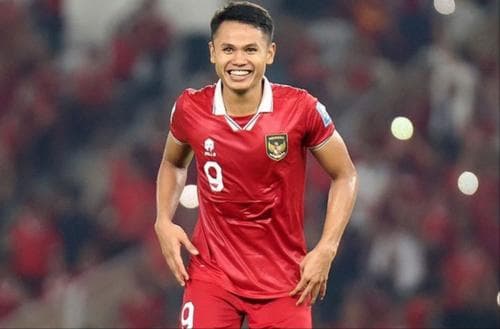 Tas Dimas Drajad Dicuri saat Latihan Timnas Indonesia di GBK, Pelaku Sudah Ditangkap Polisi Tas Dimas Drajad Dicuri saat Latihan Timnas Indonesia di GBK, Pelaku Sudah Ditangkap Polisi