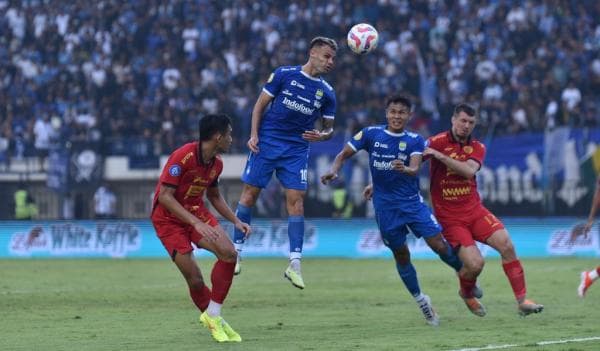 Chant Persib Butut Menggema, Bojan Hodak Ungkap Fakta Ini Chant Persib Butut Menggema, Bojan Hodak Ungkap Fakta Ini
