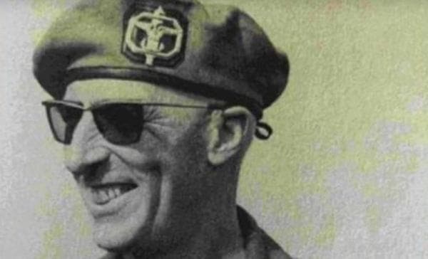 5 Komandan Kopassus Tersohor, Ada Kulit Putih Mantan Sopir Ratu Belanda 5 Komandan Kopassus Tersohor, Ada Kulit Putih Mantan Sopir Ratu Belanda