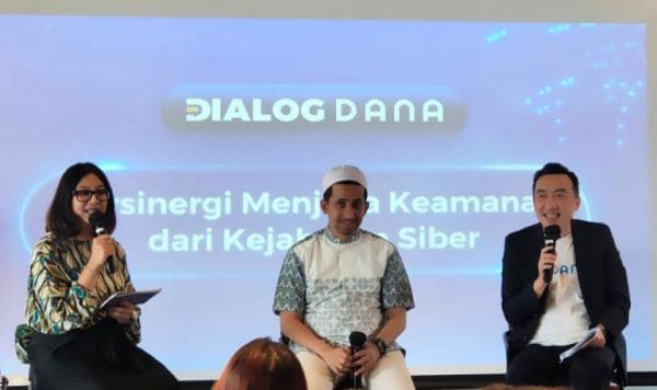 DANA Perkuat Benteng Digital: Dari Scam Checker hingga Edukasi Gamifikasi Cegah Kejahatan Siber DANA Perkuat Benteng Digital: Dari Scam Checker hingga Edukasi Gamifikasi Cegah Kejahatan Siber