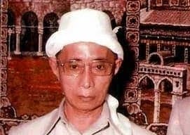 Kisah Inspiratif KH Utsman Al-Ishaqi: Dari Anak Kecil Berkaromah hingga Mursyid Tarekat Kisah Inspiratif KH Utsman Al-Ishaqi: Dari Anak Kecil Berkaromah hingga Mursyid Tarekat