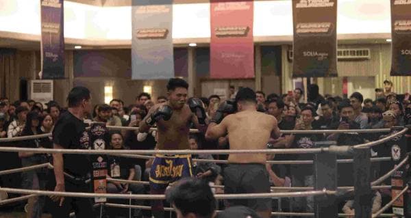 Jelang HUT ke-4, Hotel Solia Zigna Kampung Batik Laweyan Gelar Pertandingan Tinju Solia Fight Show Jelang HUT ke-4, Hotel Solia Zigna Kampung Batik Laweyan Gelar Pertandingan Tinju Solia Fight Show
