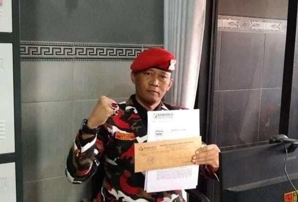 LMP Tulungagung Pertanyakan Tanggapan Bawaslu Terkait Laporan yang Tak Penuhi Bukti Syarat Material LMP Tulungagung Pertanyakan Tanggapan Bawaslu Terkait Laporan yang Tak Penuhi Bukti Syarat Material