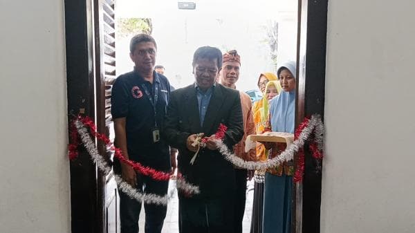 Pemerintah Kabupaten Lumajang Dorong Literasi Digital Melalui Perpustakaan Desa Pemerintah Kabupaten Lumajang Dorong Literasi Digital Melalui Perpustakaan Desa