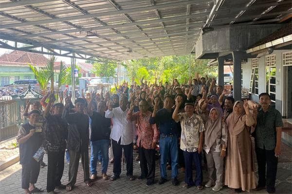 Pedagang Pasar Tradisional se-Kabupaten Sleman Titip Harapan ke Harda Kiswaya Pedagang Pasar Tradisional se-Kabupaten Sleman Titip Harapan ke Harda Kiswaya