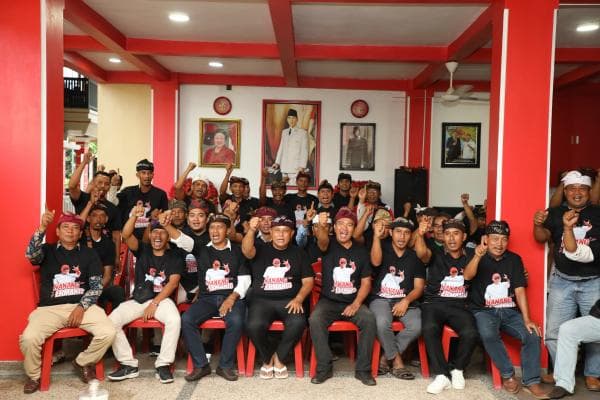 Nanang-Antoni Dapat Dukungan Dari Umat Hindu Se Lampung Selatan Nanang-Antoni Dapat Dukungan Dari Umat Hindu Se Lampung Selatan