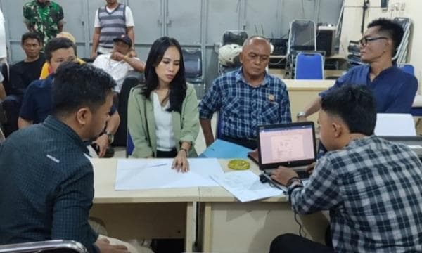Bawaslu Pangandaran Terima Laporan Dugaan Money Politics dari Tim Kuasa Hukum Paslon 02 Bawaslu Pangandaran Terima Laporan Dugaan Money Politics dari Tim Kuasa Hukum Paslon 02