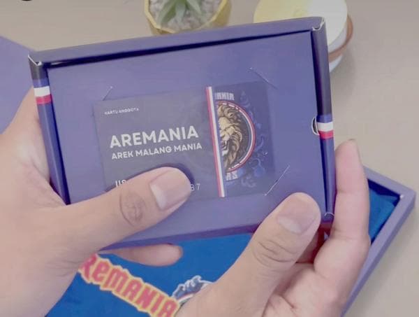 Aremania Klaim Jadi Suporter Pertama di Indonesia Beri Asuransi Keselamatan di Luar Stadion Melalui Aremania Klaim Jadi Suporter Pertama di Indonesia Beri Asuransi Keselamatan di Luar Stadion Melalui