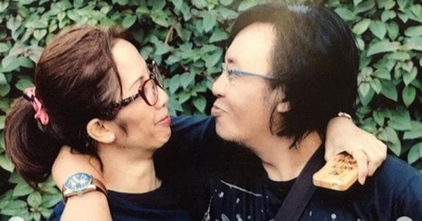 Profil Vitta Dessy, Selalu Dukung dan Setia Dampingi Karier Ari Lasso Profil Vitta Dessy, Selalu Dukung dan Setia Dampingi Karier Ari Lasso