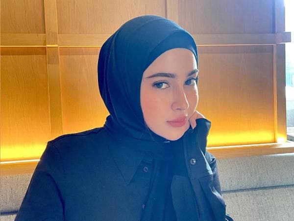 Profil Biodata Miskah Shafa, Istri Yislam Jaidi Anak Pak Muh: Umur, Keturunan, Pekerjaan, Keluarga Profil Biodata Miskah Shafa, Istri Yislam Jaidi Anak Pak Muh: Umur, Keturunan, Pekerjaan, Keluarga