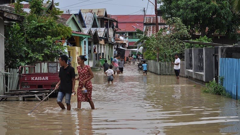 Hujan Lebat, 5 RT dan 1 Jalan di Jaksel Banjir hingga 30 Cm