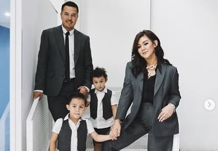 5 Artis yang Menikah dengan Atlet, Nomor 4 Beda Agama dengan Sang Suami 5 Artis yang Menikah dengan Atlet, Nomor 4 Beda Agama dengan Sang Suami