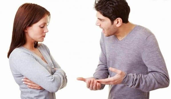 Lirik Lagu Robbers-The 1975 dan Terjemahan, Cocok Buat yang Punya Hubungan Toxic Lirik Lagu Robbers-The 1975 dan Terjemahan, Cocok Buat yang Punya Hubungan Toxic