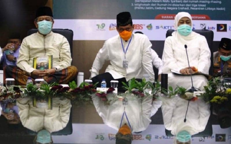 Bacaan Istighosah dalam Teks Arab, Latin, dan Artinya Bacaan Istighosah dalam Teks Arab, Latin, dan Artinya