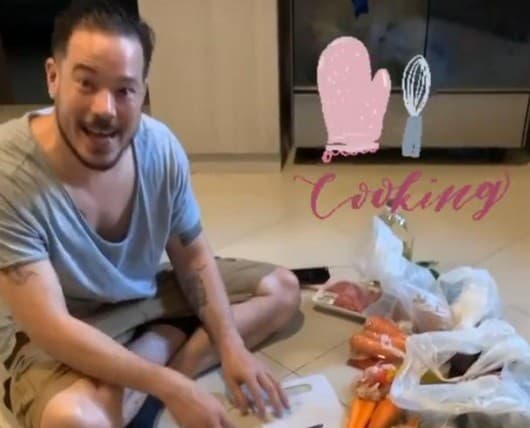 5 Pria yang Pernah Mengisi Hati Nafa Urbach, Nomor 4 Sahabat Sang Mantan Suami 5 Pria yang Pernah Mengisi Hati Nafa Urbach, Nomor 4 Sahabat Sang Mantan Suami