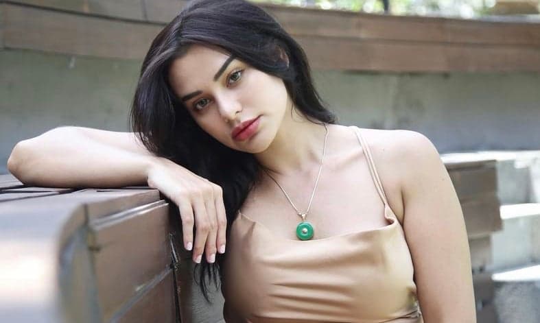 5 Artis Cantik yang Bikin Kamu Terpukau dengan Mata Indahnya, Ada Kandidat 100 Wanita Tercantik di Dunia 5 Artis Cantik yang Bikin Kamu Terpukau dengan Mata Indahnya, Ada Kandidat 100 Wanita Tercantik di Dunia