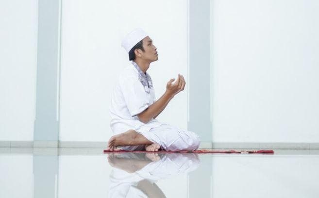 Niat Sholat Tasbih 4 Rakaat, Lengkap dengan Tata Cara dan Doanya Niat Sholat Tasbih 4 Rakaat, Lengkap dengan Tata Cara dan Doanya