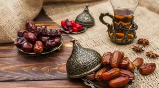 5 Menu Takjil untuk Dibagikan di Masjid, Ada Kurma hingga Es Buah 5 Menu Takjil untuk Dibagikan di Masjid, Ada Kurma hingga Es Buah