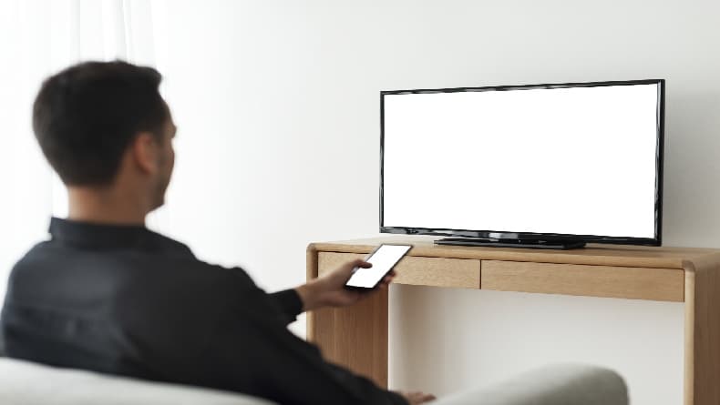 5 Cara Menyambungkan HP ke TV, Solusi Cepat dan Mudah 5 Cara Menyambungkan HP ke TV, Solusi Cepat dan Mudah