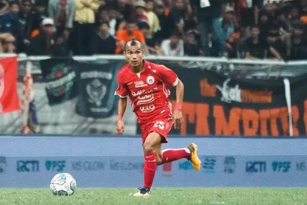 Biodata dan Agama Riko Simanjuntak, Bintang Persija yang Identik dengan Nomor 25 Biodata dan Agama Riko Simanjuntak, Bintang Persija yang Identik dengan Nomor 25