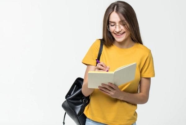 5 Contoh Teks Berita Singkat di Televisi Berbagai Tema, Calon News Anchor Harus Simak! 5 Contoh Teks Berita Singkat di Televisi Berbagai Tema, Calon News Anchor Harus Simak!