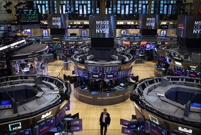 Wall Street Ditutup Menguat Imbas Laporan Tingkat Pengangguran AS Turun di November Wall Street Ditutup Menguat Imbas Laporan Tingkat Pengangguran AS Turun di November