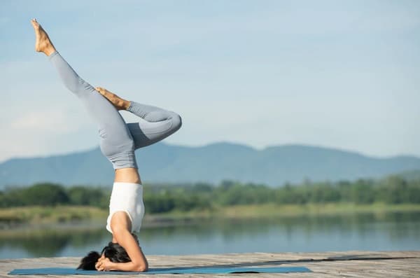 Pengertian Senam Lantai: Sejarah, Gerakan, Jenis-Jenis dan Manfaatnya Pengertian Senam Lantai: Sejarah, Gerakan, Jenis-Jenis dan Manfaatnya