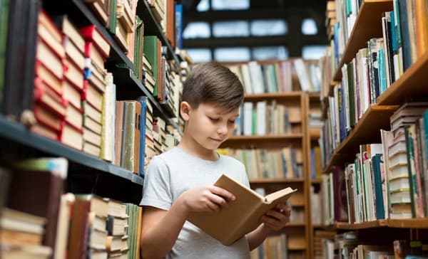 50 Contoh Kalimat Aktif Berdasarkan Jenis-jenisnya 50 Contoh Kalimat Aktif Berdasarkan Jenis-jenisnya